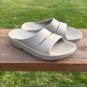 OOFOS OOahh Recovery Slide Sandals Nomad Size 7